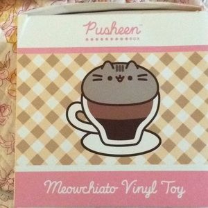 Pusheen Meowchiato Vinyl Toy Summer 2022 Box